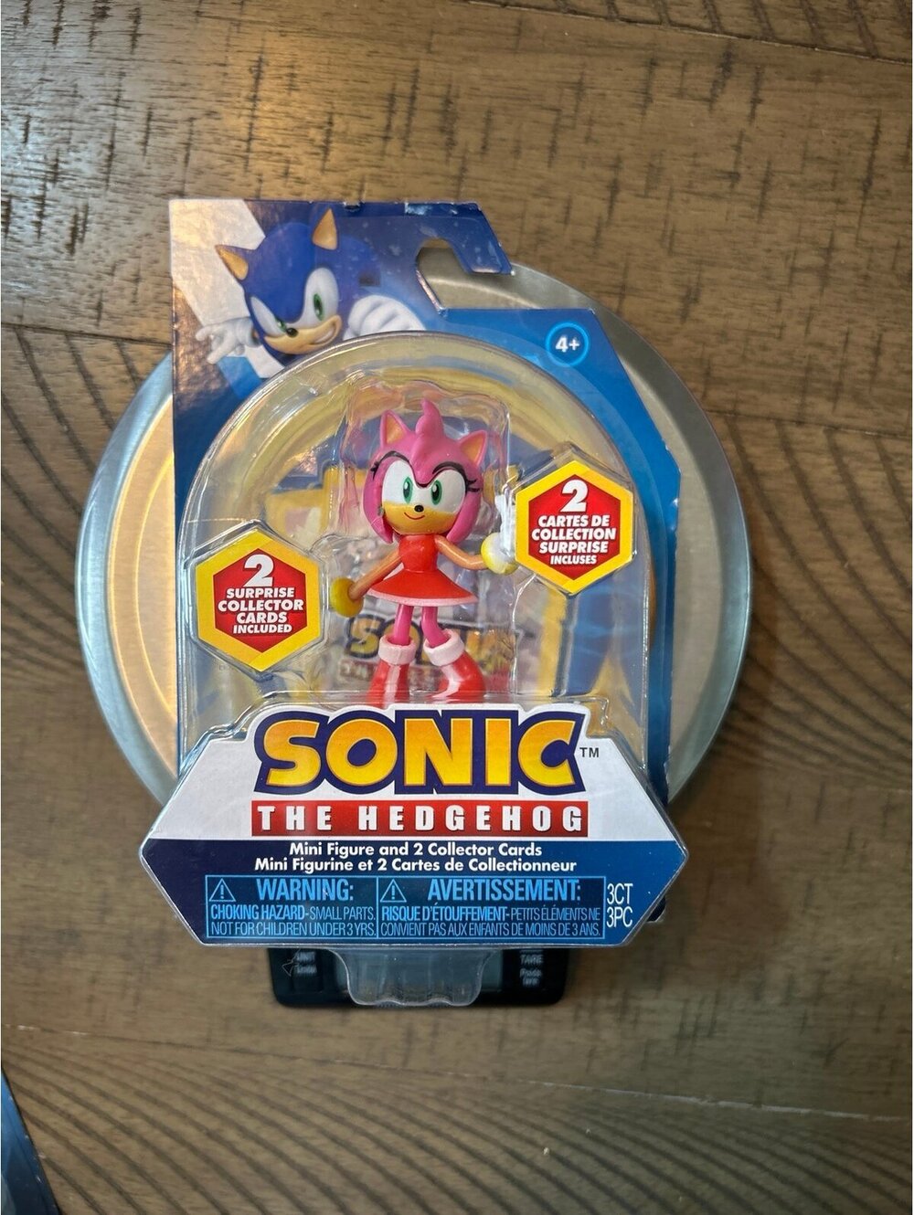 Sonic the Hedgehog Mini Figure Amy Rose w/ 2 Collector Cards NEW Sealed